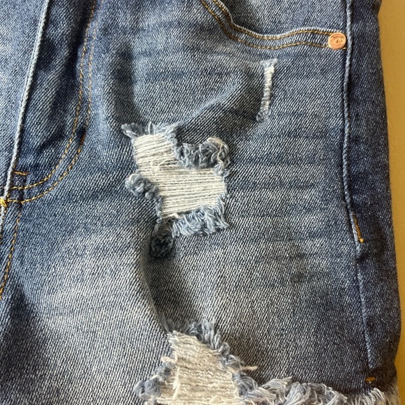 Kendall & Kylie The Drifter High Rise Distressed Denim Shorts Size 3/26 Western - Picture 5 of 7
